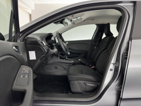 Renault Clio 1.6 E-Tech Hybrid 145 Equilibre (INCL-BTW) Aut. *FULL-LED | COMFORTSEATS | CARPLAY | KEYLESS | DAB+ | ECC | PDC | CRUISE | DIGI-COCKPIT | LANE-ASSIST |  TOWBAR*