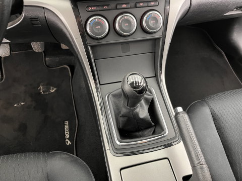 Mazda 6 Sportbreak 2.2 CiTD Business *AIRCO | CRUISE | COMFORT-SEATS | RADIO-CD/MP3 | 16''ALU*