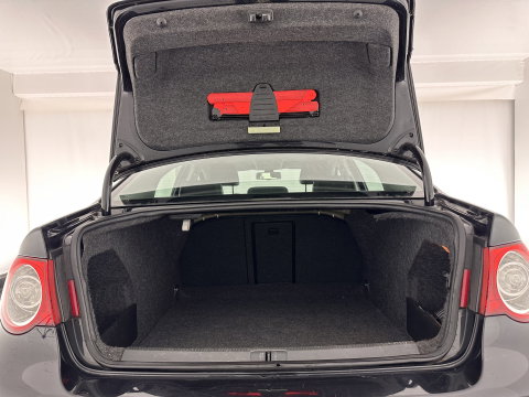 Volkswagen Passat 2.0 FSI Highline Aut. *NAVI-FULLMAP | LEATHER-ALCANTARA | SPORT-SEATS | ECC | HEATED-SEATS | PDC | CRUISE*