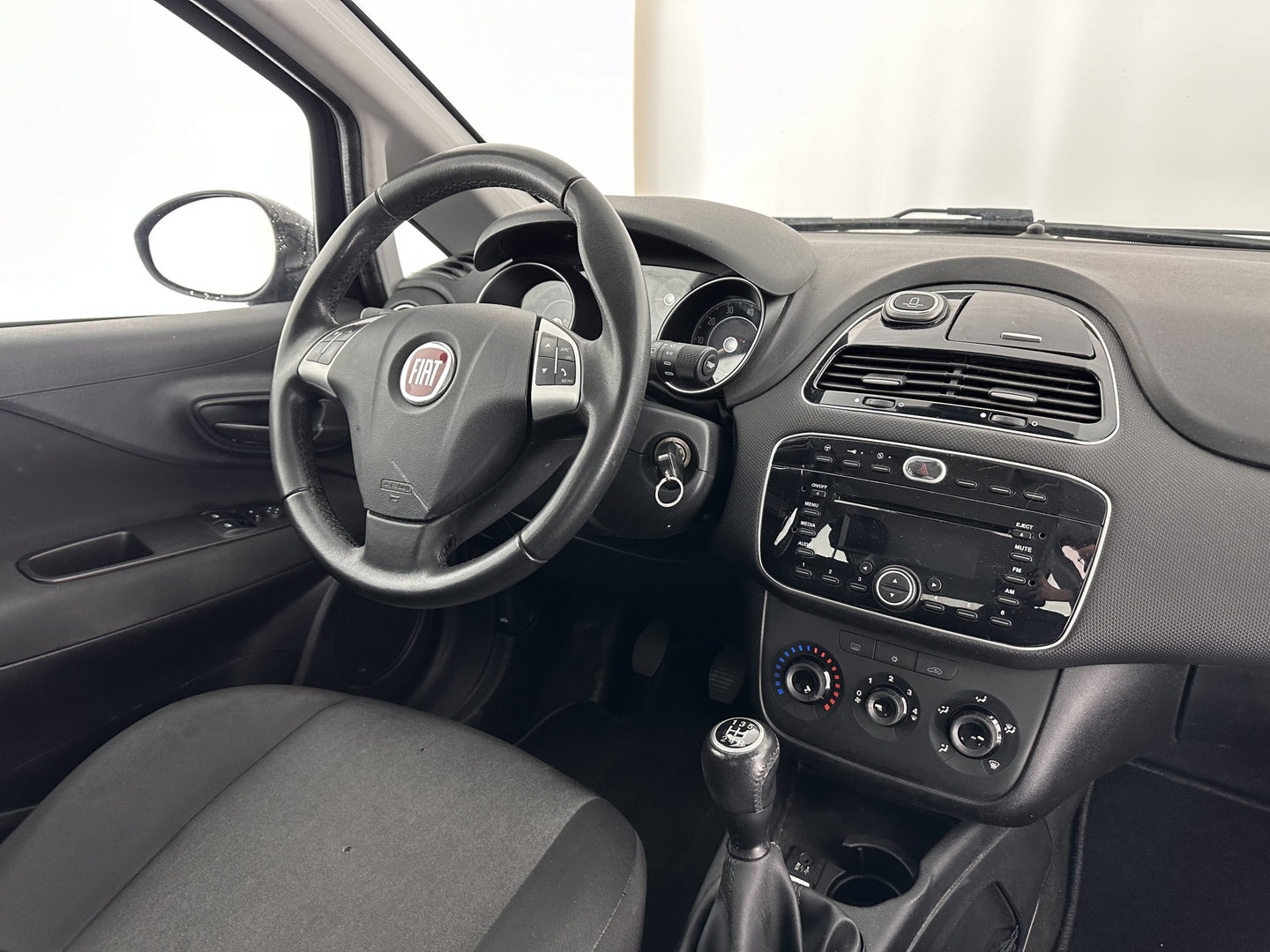 Fiat Punto Evo 1.3 M-Jet Street *AIRCO | CRUISE | COMFORT-SEATS | RADIO-CD/MP3 | 15''ALU*