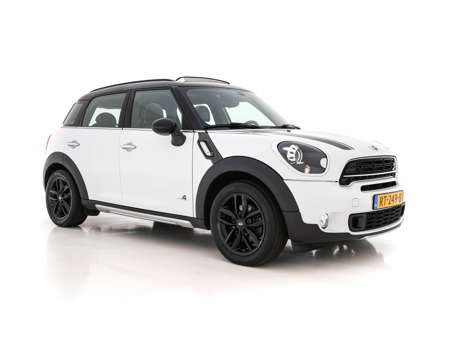 MINI Countryman 2.0 Cooper SD ALL4 Pepper *PANO | LEATHER | BI-XENON | NAVI-FULLMAP | HEATED-COMFORTSEATS | ECC | HEATED-SEATS | PDC | CRUISE | TOWBAR | 17''ALU*