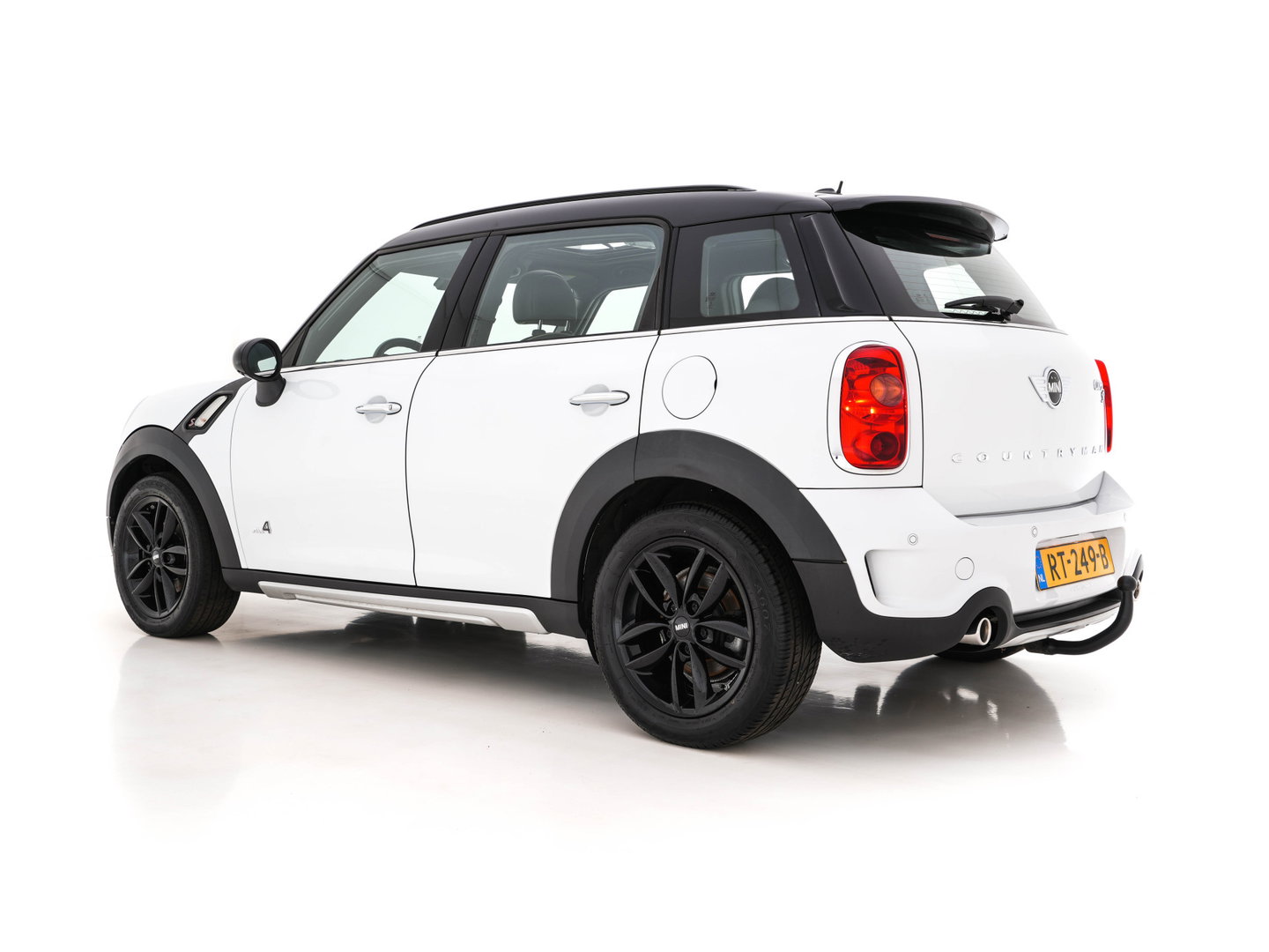 MINI Countryman 2.0 Cooper SD ALL4 Pepper *PANO | LEATHER | BI-XENON | NAVI-FULLMAP | HEATED-COMFORTSEATS | ECC | HEATED-SEATS | PDC | CRUISE | TOWBAR | 17''ALU*