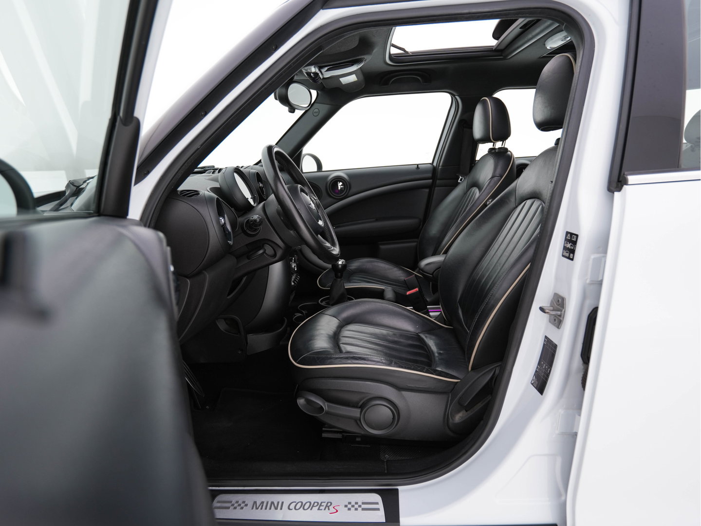 MINI Countryman 2.0 Cooper SD ALL4 Pepper *PANO | LEATHER | BI-XENON | NAVI-FULLMAP | HEATED-COMFORTSEATS | ECC | HEATED-SEATS | PDC | CRUISE | TOWBAR | 17''ALU*