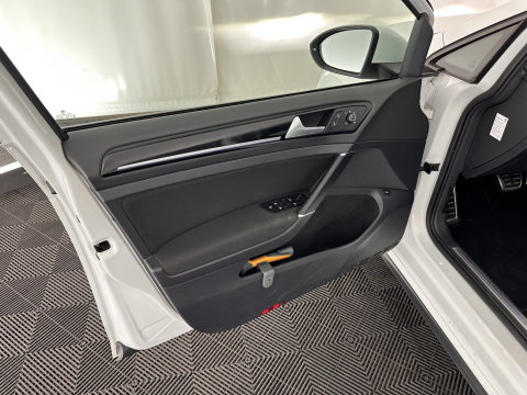 Volkswagen Golf 1.4 TSI GTE Aut. *FULL-LED | NAVI-FULLMAP | SPORTSEATS | DAB+  | ECC | SHIFTPADDLES | PARKPILOT | CRUISE | TOWBAR | 18''ALU*
