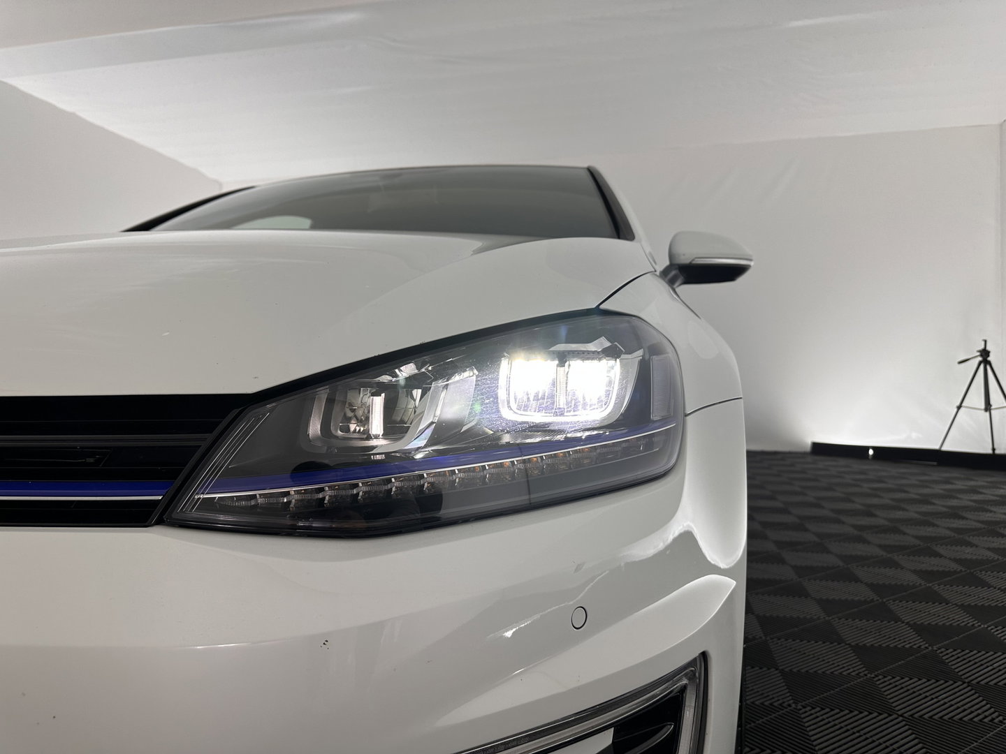 Volkswagen Golf 1.4 TSI GTE Aut. *FULL-LED | NAVI-FULLMAP | SPORTSEATS | DAB+  | ECC | SHIFTPADDLES | PARKPILOT | CRUISE | TOWBAR | 18''ALU*