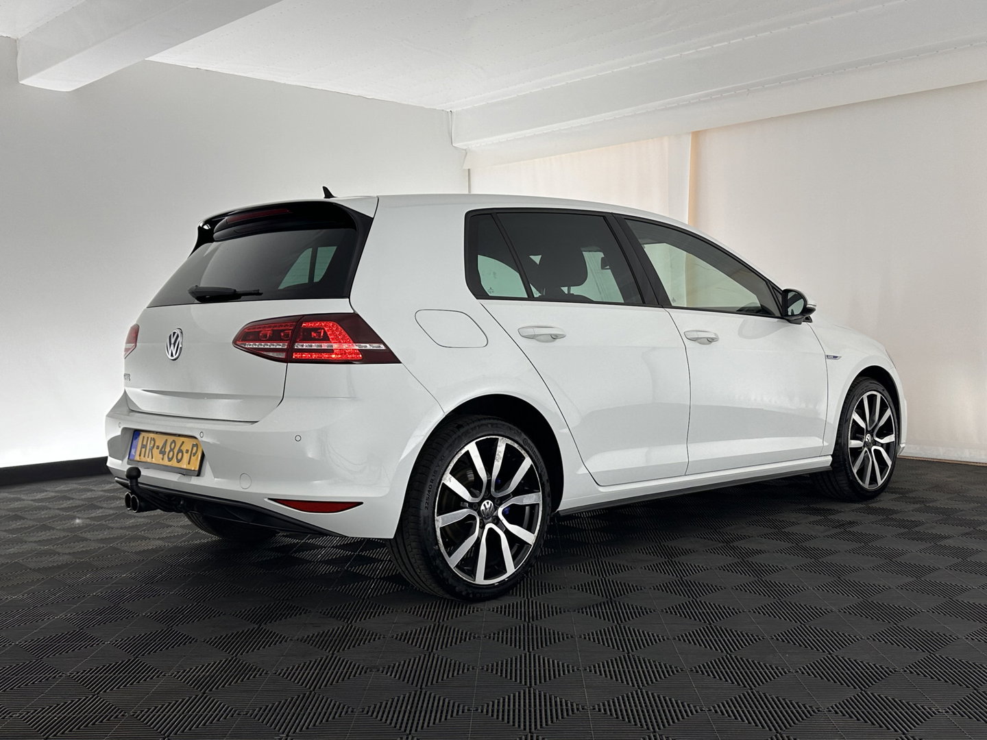 Volkswagen Golf 1.4 TSI GTE Aut. *FULL-LED | NAVI-FULLMAP | SPORTSEATS | DAB+  | ECC | SHIFTPADDLES | PARKPILOT | CRUISE | TOWBAR | 18''ALU*
