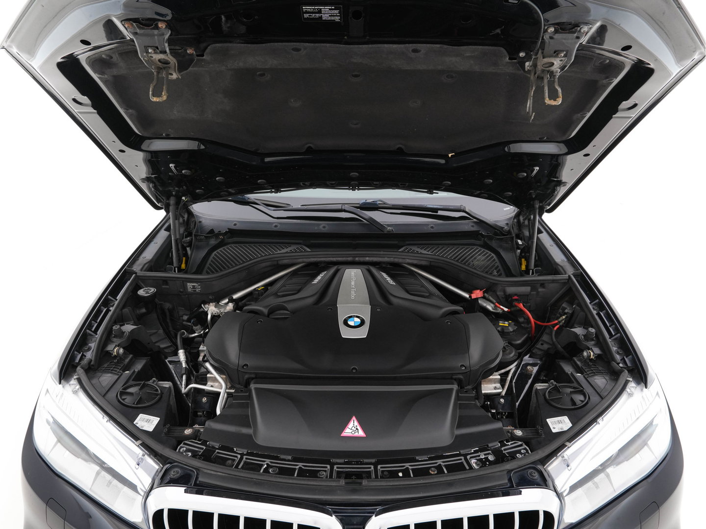 BMW X6 xDrive50i High-Executive M-Sportpack Aut. *PANO | HEAD-UP | TWO-COLOUR-LUXURYLEATHER | FULL-LED | MEMORY-PACK | HARMAN/KARDON-SOUNDSYSTEM |  | BLIND-SPOT | KEYLESS | CAMERA | COMFORT-SEATS | SOFT-CLOSE | 20''ALU*