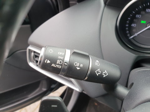 Jaguar XE 2.0 D Prestige ( ⚠️ ) Aut. *NAVI-FULLMAP | CAMERA | ECC | JAGUAR-AUDIO | SHIFTPADDLES | CRUISE | PDC | LANE-ASSIST | AMBIENTLIGHT | TOWBAR | COMFORTSEATS | 17"ALU*