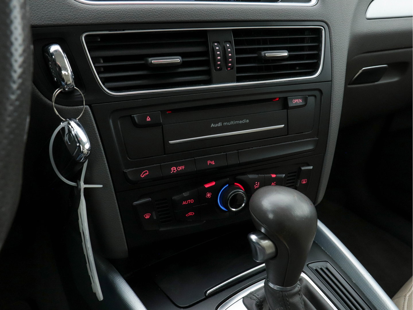 Audi Q5 2.0 TFSI Quattro Pro Line (⚠️MECHATRONIC DEFECT) Aut. *NAVI-FULLMAP | LEATHER | AUDI-SOUNDSYSTEM | ECC | SHIFT-PADDLES | COMFORT-SEATS | AUDI-PARKING-SYSTEM-PLUS | CRUISE | 18"ALU*