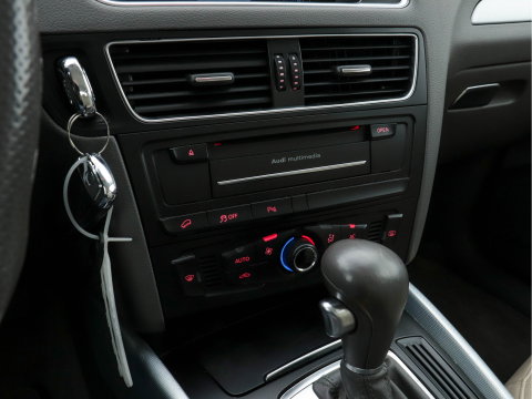 Audi Q5 2.0 TFSI Quattro Pro Line (⚠️MECHATRONIC DEFECT) Aut. *NAVI-FULLMAP | LEATHER | AUDI-SOUNDSYSTEM | ECC | SHIFT-PADDLES | COMFORT-SEATS | AUDI-PARKING-SYSTEM-PLUS | CRUISE | 18"ALU*