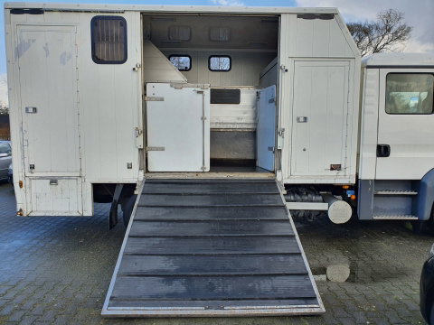 MAN TGL 8.180 (5-pers) Aut. 4X2 BL EEV *PAARDEN (2) /HORSES (2) TRAILER* AUT. *PAARDEN TRAILER- PFERDETRANSPORTWAGEN - HORSES TRAILER* *lengte: 760cm l breedte:236cm l hoogte:325cm*