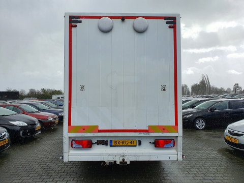 MAN TGL 8.180 (5-pers) Aut. 4X2 BL EEV *PAARDEN (2) /HORSES (2) TRAILER* AUT. *PAARDEN TRAILER- PFERDETRANSPORTWAGEN - HORSES TRAILER* *lengte: 760cm l breedte:236cm l hoogte:325cm*