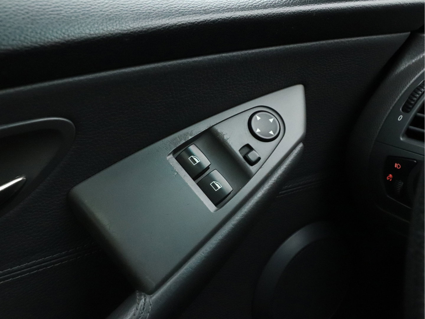 BMW 6 Serie 645ci S (⚠️) Aut. PANO | BI-XENON | DAKOTA-FULL-LEATHER | NAVI-FULLMAP | HIFI-SOUND | PDC | MEMORY-PACK |  ECC | CRUISE | CONTOUR-SPORT-SEATS | 19"ALU*