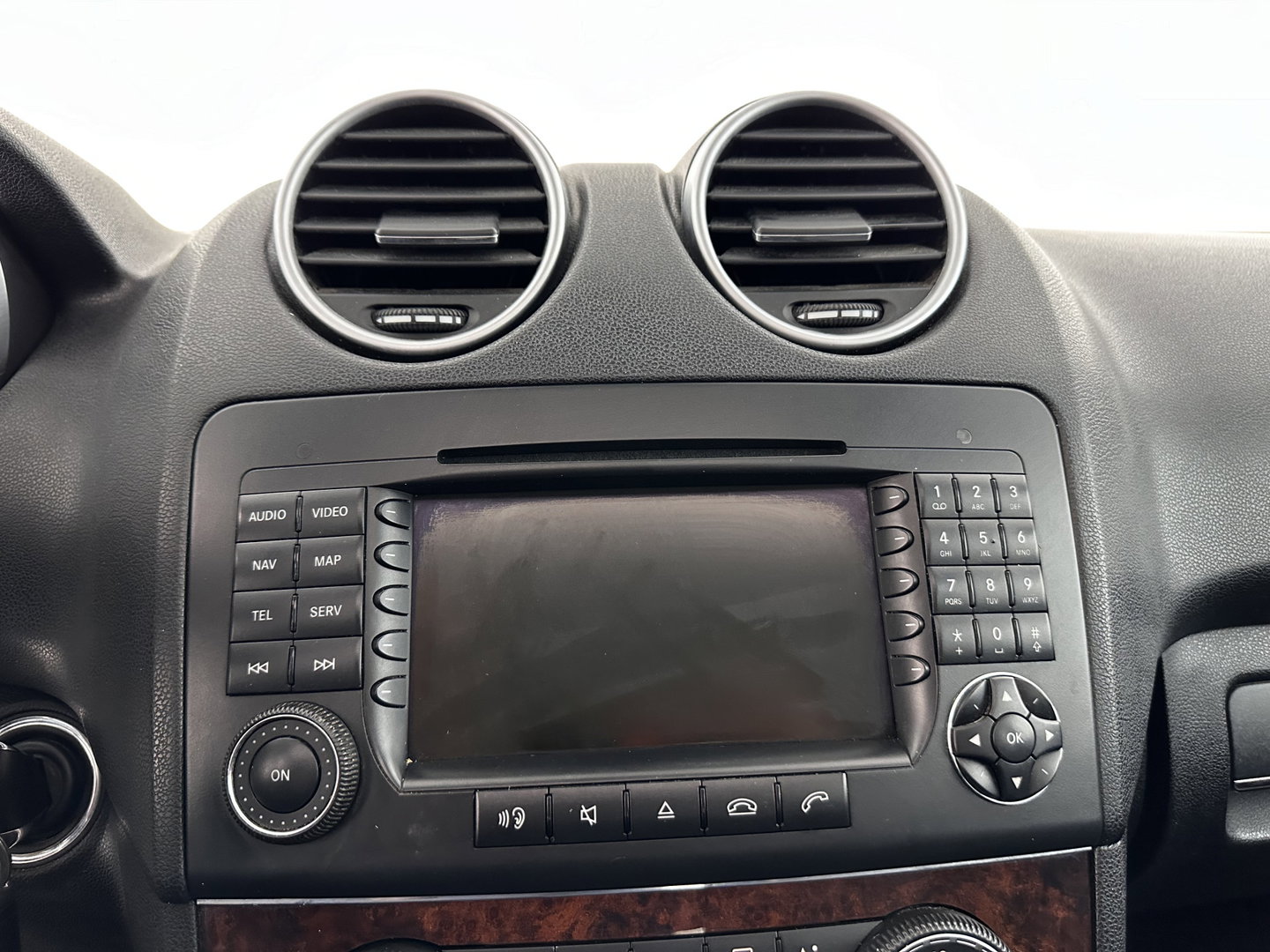Mercedes-Benz M-Klasse ML 420 CDI (⚠️) Aut. *PANO | LEATHER | BI-XENON | NAVI-FULLMAP | KEYLESS | AIRMATIC | CAMERA | TOWBAR | CRUISE | HARMAN/KARDON-AUDIO| MEMORY-PACK | HEATED-COMFORT-SEATS | 19"ALU*