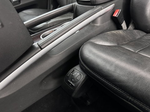 Mercedes-Benz M-Klasse ML 420 CDI (⚠️) Aut. *PANO | LEATHER | BI-XENON | NAVI-FULLMAP | KEYLESS | AIRMATIC | CAMERA | TOWBAR | CRUISE | HARMAN/KARDON-AUDIO| MEMORY-PACK | HEATED-COMFORT-SEATS | 19"ALU*