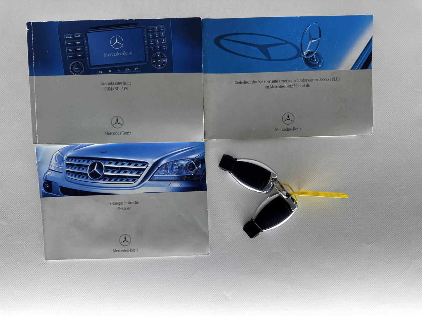 Mercedes-Benz M-Klasse ML 420 CDI (⚠️) Aut. *PANO | LEATHER | BI-XENON | NAVI-FULLMAP | KEYLESS | AIRMATIC | CAMERA | TOWBAR | CRUISE | HARMAN/KARDON-AUDIO| MEMORY-PACK | HEATED-COMFORT-SEATS | 19"ALU*