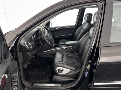 Mercedes-Benz M-Klasse ML 420 CDI (⚠️) Aut. *PANO | LEATHER | BI-XENON | NAVI-FULLMAP | KEYLESS | AIRMATIC | CAMERA | TOWBAR | CRUISE | HARMAN/KARDON-AUDIO| MEMORY-PACK | HEATED-COMFORT-SEATS | 19"ALU*