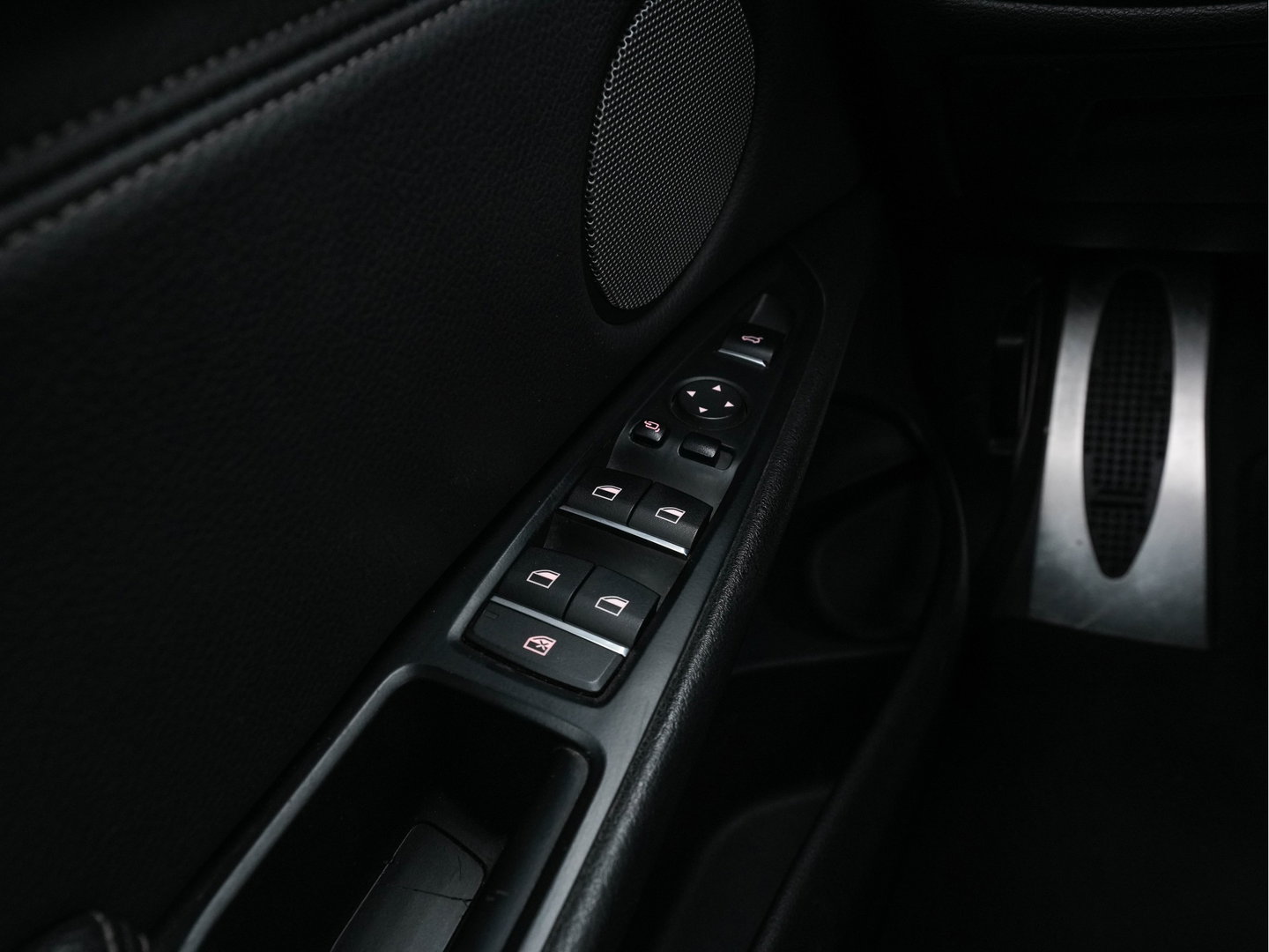 BMW X6 xDrive30d M-Sportpack High Executive (⚠️) Aut. *PANO | LEATHER | BLIND-SPOT | FULL-LED | HARMAN/KARDON-AUDIO | ADAPTIVE-CRUISE | SHIFT-PADDLES | HEAD-UP | SURROUND-VIEW | MEMORY-PACK | NAVI-FULLMAP | KEYLESS | ECC | PDC | 20''ALU*
