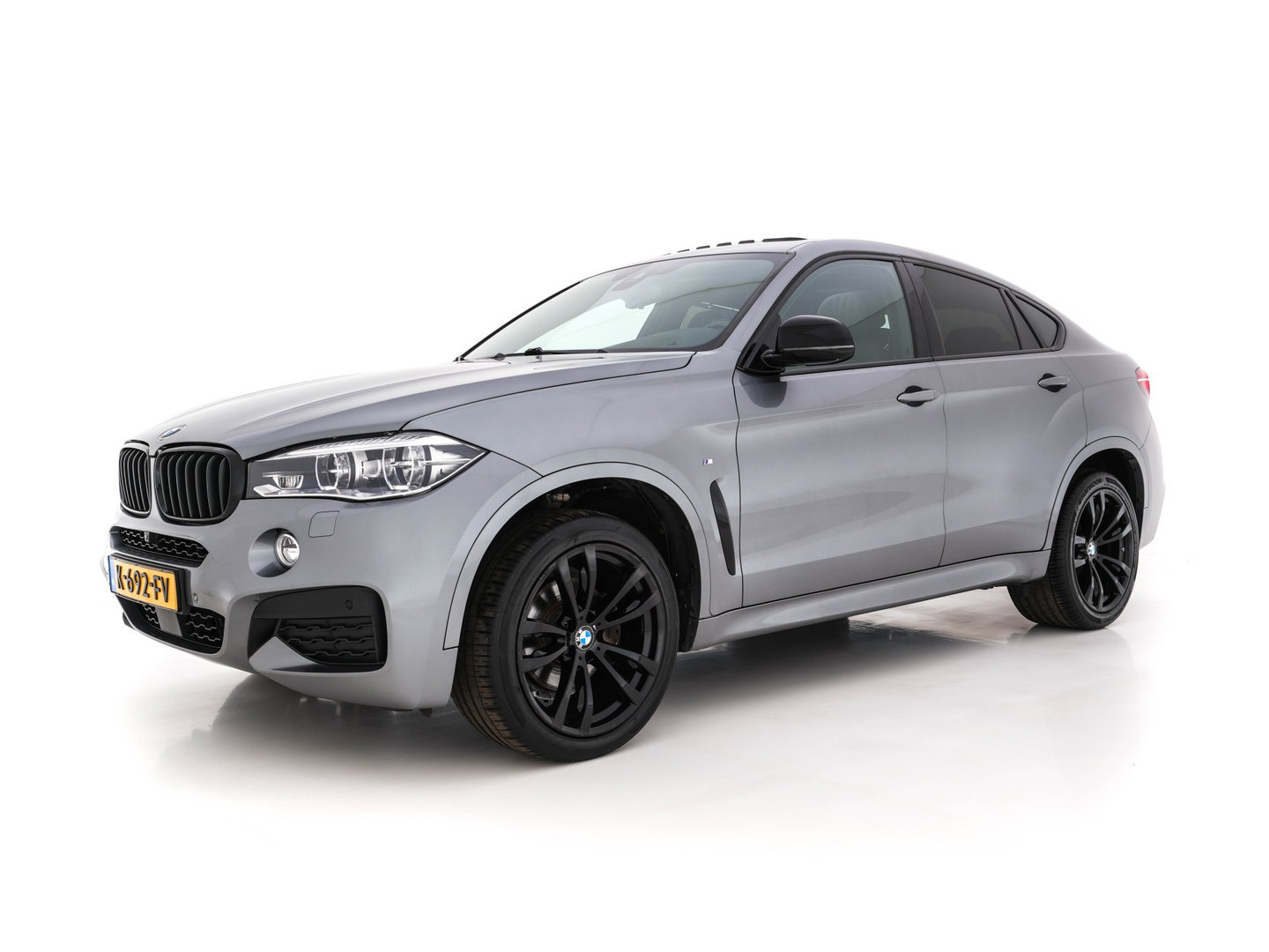 BMW X6 xDrive30d M-Sportpack High Executive (⚠️) Aut. *PANO | LEATHER | BLIND-SPOT | FULL-LED | HARMAN/KARDON-AUDIO | ADAPTIVE-CRUISE | SHIFT-PADDLES | HEAD-UP | SURROUND-VIEW | MEMORY-PACK | NAVI-FULLMAP | KEYLESS | ECC | PDC | 20''ALU*