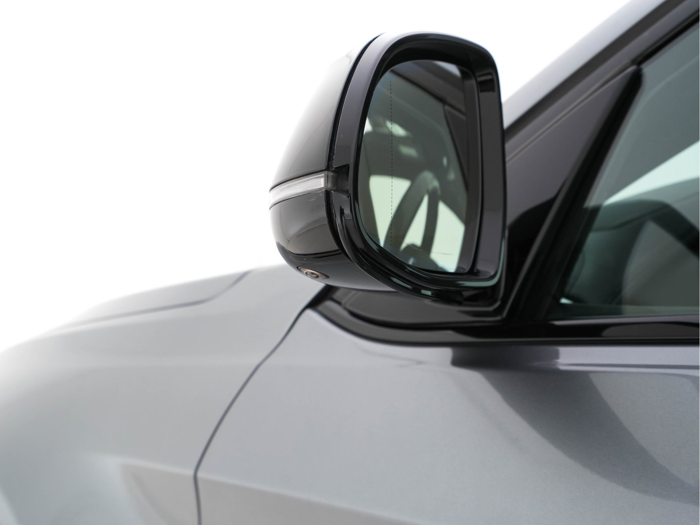 BMW X6 xDrive30d M-Sportpack High Executive (⚠️) Aut. *PANO | LEATHER | BLIND-SPOT | FULL-LED | HARMAN/KARDON-AUDIO | ADAPTIVE-CRUISE | SHIFT-PADDLES | HEAD-UP | SURROUND-VIEW | MEMORY-PACK | NAVI-FULLMAP | KEYLESS | ECC | PDC | 20''ALU*