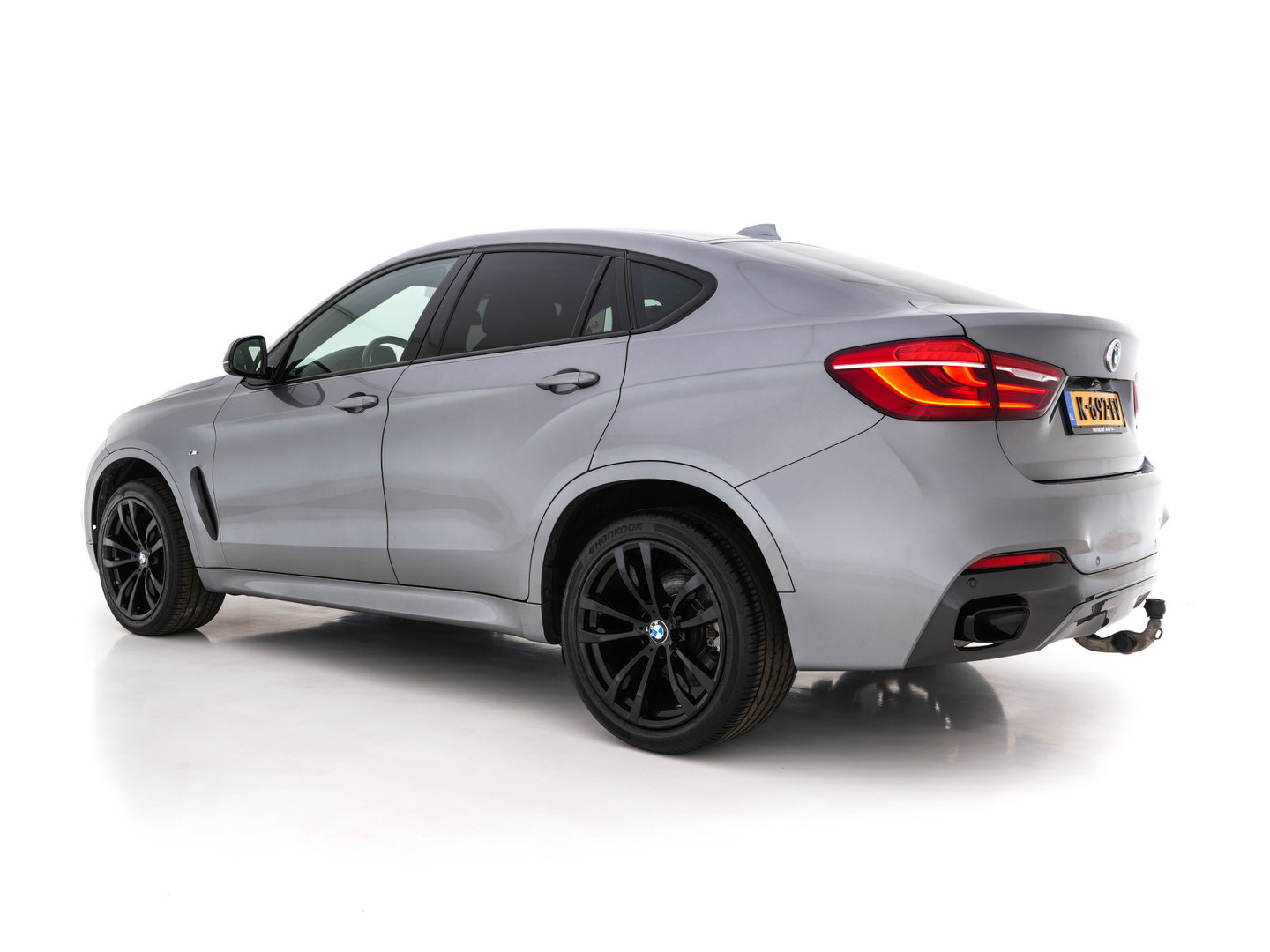 BMW X6 xDrive30d M-Sportpack High Executive (⚠️) Aut. *PANO | LEATHER | BLIND-SPOT | FULL-LED | HARMAN/KARDON-AUDIO | ADAPTIVE-CRUISE | SHIFT-PADDLES | HEAD-UP | SURROUND-VIEW | MEMORY-PACK | NAVI-FULLMAP | KEYLESS | ECC | PDC | 20''ALU*