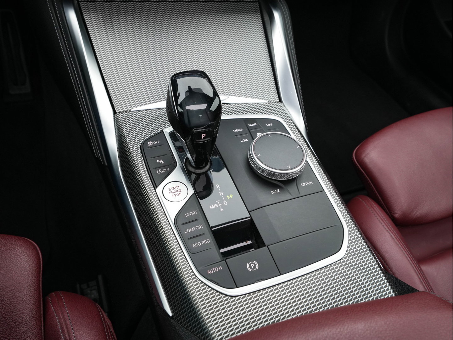 BMW 4 Serie Coupé 420i ( new-modell ) M-Sport-Pack High Executive (INCL-BTW) Aut.*PANO | LASER-LED | LEATHER | DIGI-COCKPIT | CAMERA | HIFI-SOUND | HEATED-SPORTSEATS | NAVI-FULLMAP | AMBIENT-LIGHT | ECC | CARPLAY | PDC | CRUISE | 19''ALU *