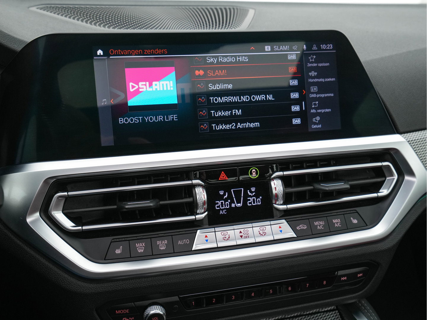 BMW 4 Serie Coupé 420i ( new-modell ) M-Sport-Pack High Executive (INCL-BTW) Aut.*PANO | LASER-LED | LEATHER | DIGI-COCKPIT | CAMERA | HIFI-SOUND | HEATED-SPORTSEATS | NAVI-FULLMAP | AMBIENT-LIGHT | ECC | CARPLAY | PDC | CRUISE | 19''ALU *