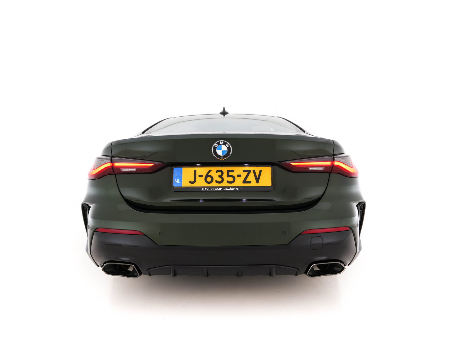 BMW 4 Serie Coupé 420i ( new-modell ) M-Sport-Pack High Executive (INCL-BTW) Aut.*PANO | LASER-LED | LEATHER | DIGI-COCKPIT | CAMERA | HIFI-SOUND | HEATED-SPORTSEATS | NAVI-FULLMAP | AMBIENT-LIGHT | ECC | CARPLAY | PDC | CRUISE | 19''ALU *