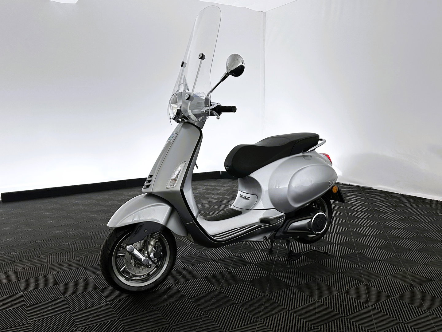 Vespa Bromscooter Elletrica (INCL-BTW)