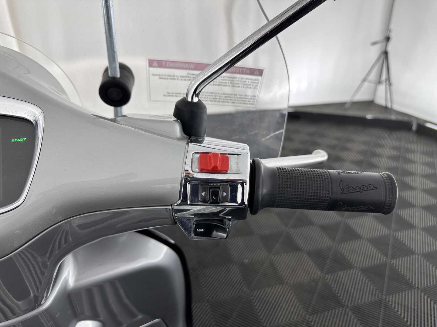 Vespa Bromscooter Elletrica (INCL-BTW)