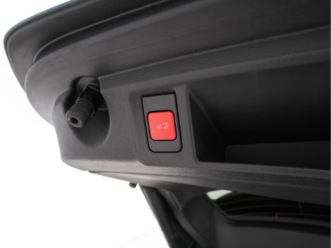 Peugeot 308 SW 1.6 HYbrid 180 GT-Sport-Pack Business (INCL-BTW) Aut. *PANO | LEATHER-MICROFIBRE | MATRIX-LED | TOPVIEW | MEMORY-PACK | ADAPTIVE-CRUISE | BLINDSPOT | DIGI-COCKPIT | HEATED-SPORTSEATS | KEYLESS | LANE-ASSIST | NAVI-FULLMAP | ...