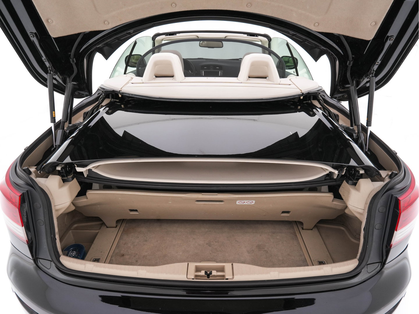 Lexus IS Cabriolet 250C Luxury Aut. * LEATHER | NAVI-FULLMAP | KEYLESS | PDC | SHIFT-PADDLES | CRUISE | ECC | HEATED-SEATS | CAMERA | AIRSCARF | 18''ALU *