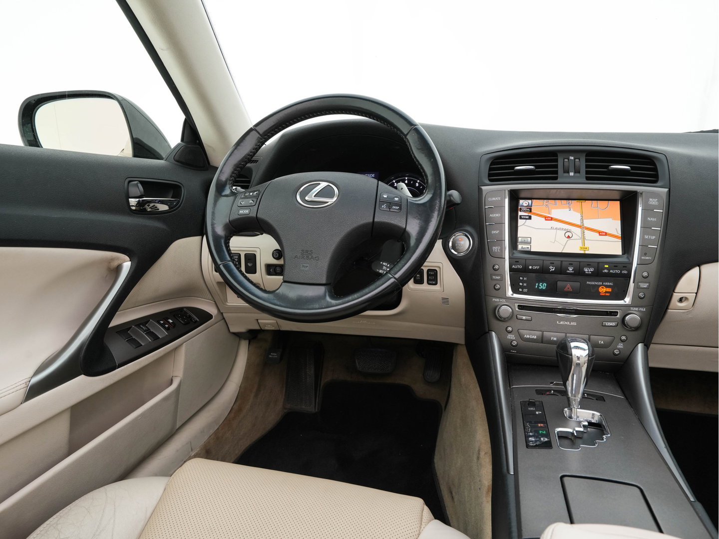 Lexus IS Cabriolet 250C Luxury Aut. * LEATHER | NAVI-FULLMAP | KEYLESS | PDC | SHIFT-PADDLES | CRUISE | ECC | HEATED-SEATS | CAMERA | AIRSCARF | 18''ALU *