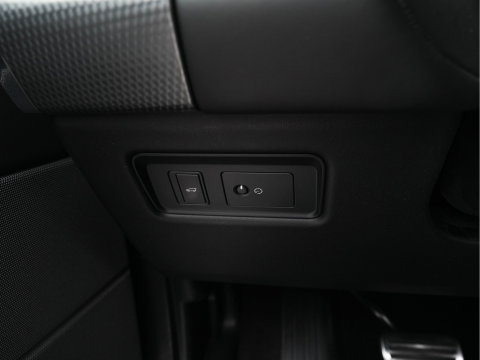 Land Rover Range Rover Sport 3.0 P400 MHEV HST (INCL-BTW) *PANO | HEAD-UP | FULL-LED | LEATHER | MERIDIAN-SOUND | MEMORY-PACK | COMFORT-SEATS | DIGI-COCKPIT | AIR-SUSPENSION | CAMERA | NAVI-FULLMAP |  22''ALU*