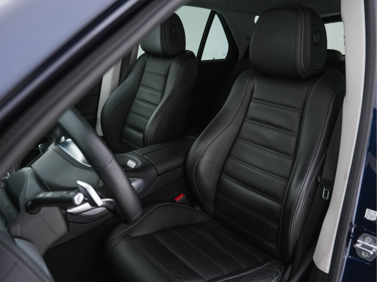 Mercedes-Benz GLE 350 de AMG-Line Premium 4MATIC (Plug-in) (INCL-BTW) *LEATHER | BURMESTER-AUDIO | FULL-LED | WIDESCREEN-COCKPIT | AMBIENTLIGHT | NAVI-FULLMAP | HEATED-SPORTSEATS | DAB | SHIFTPADDLES | PRIVACY-GLASS | CAMERA | 20"ALU*