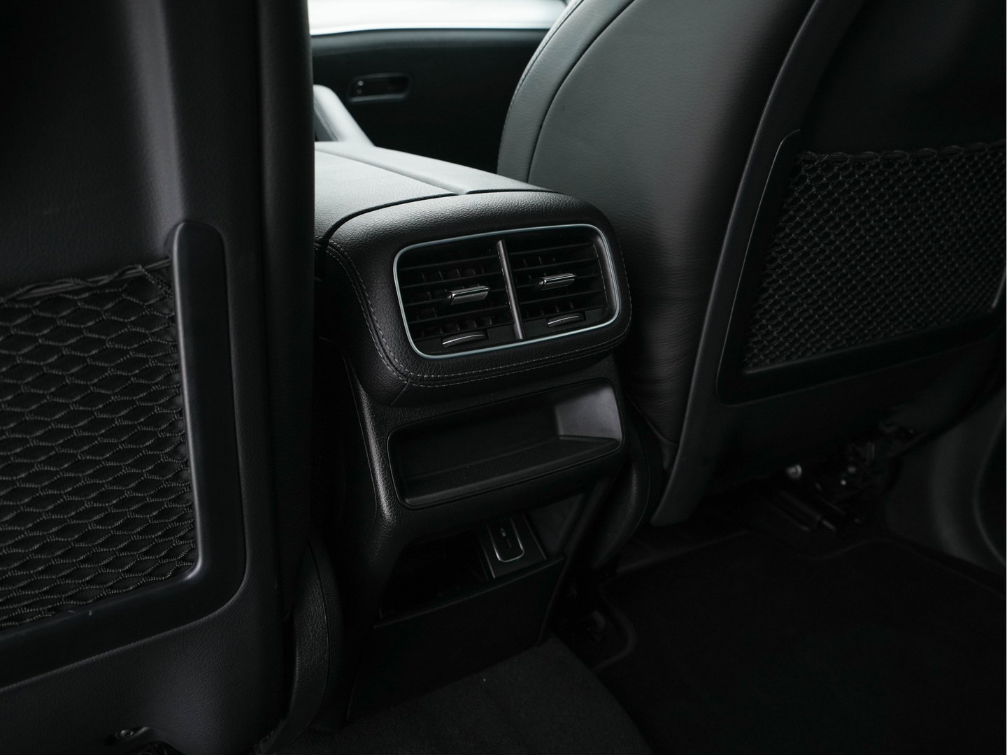Mercedes-Benz GLE 350 de AMG-Line Premium 4MATIC (Plug-in) (INCL-BTW) *LEATHER | BURMESTER-AUDIO | FULL-LED | WIDESCREEN-COCKPIT | AMBIENTLIGHT | NAVI-FULLMAP | HEATED-SPORTSEATS | DAB | SHIFTPADDLES | PRIVACY-GLASS | CAMERA | 20"ALU*