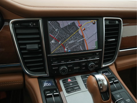 Porsche Panamera 4.8 Turbo Aut. *PANO | LEATHER | SPORT-CHRONO | BI-XENON | AIRSUSPENSION | MEMORY-PACK | BOSE-AUDIO | HEATED-SPORTSEATS | ADAPTIVE-CRUISE | KEYLESS | CAMERA | NAVI-FULLMAP | SHIFTPADDLES |  20''ALU*