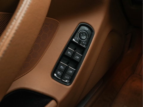 Porsche Panamera 4.8 Turbo Aut. *PANO | LEATHER | SPORT-CHRONO | BI-XENON | AIRSUSPENSION | MEMORY-PACK | BOSE-AUDIO | HEATED-SPORTSEATS | ADAPTIVE-CRUISE | KEYLESS | CAMERA | NAVI-FULLMAP | SHIFTPADDLES |  20''ALU*