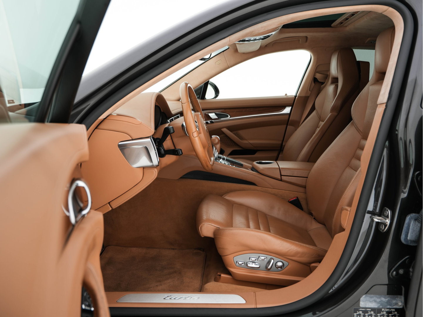 Porsche Panamera 4.8 Turbo Aut. *PANO | LEATHER | SPORT-CHRONO | BI-XENON | AIRSUSPENSION | MEMORY-PACK | BOSE-AUDIO | HEATED-SPORTSEATS | ADAPTIVE-CRUISE | KEYLESS | CAMERA | NAVI-FULLMAP | SHIFTPADDLES |  20''ALU*