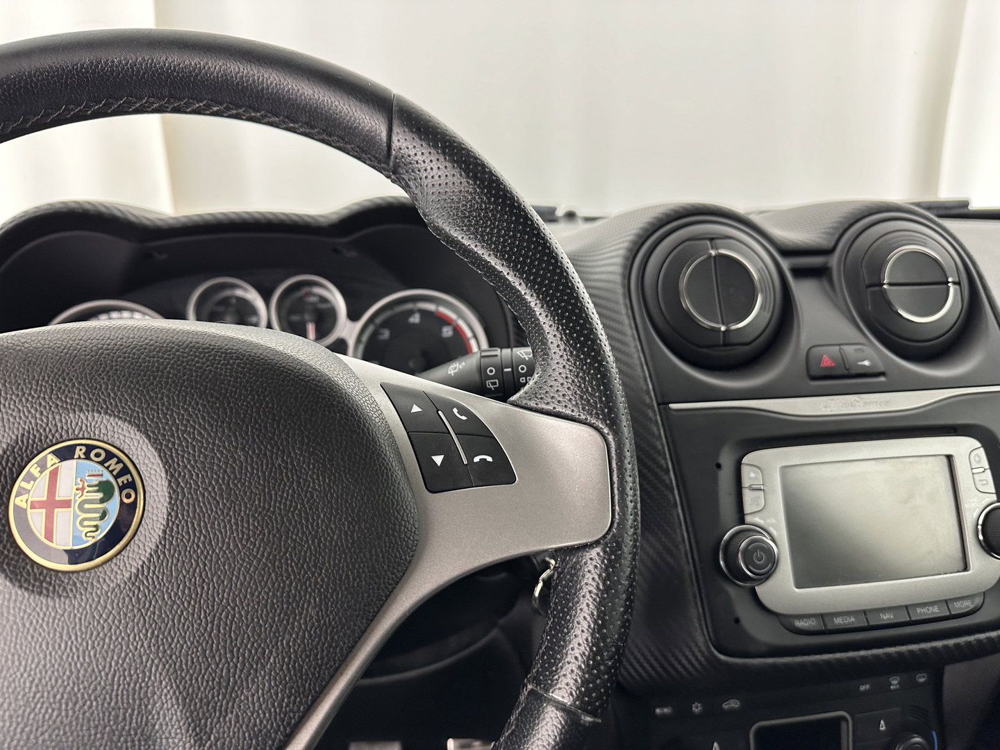 Alfa Romeo MiTo 1.3 JTDm ECO Exclusive *LEATHER | NAVI-FULLMAP | SPORT-SEATS | ECC | PDC | CRUISE | 17''ALU*