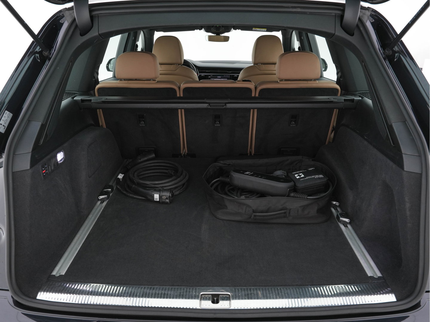 Audi Q7 55 TFSI E Quattro Pro Line Plus [Plug-in] (INCL-BTW) *LEATHER | HD-MATRIX-LED | BANG/OLUFSEN-SURROUND  | DIGI-COCKPIT | COMFORT-SEATS | KEYLESS | CAMERA | NAVI-FULLMAP | DAB+ | AMBIENT-LIGHT | ECC | PDC | CRUISE | TOWBAR | 20'
