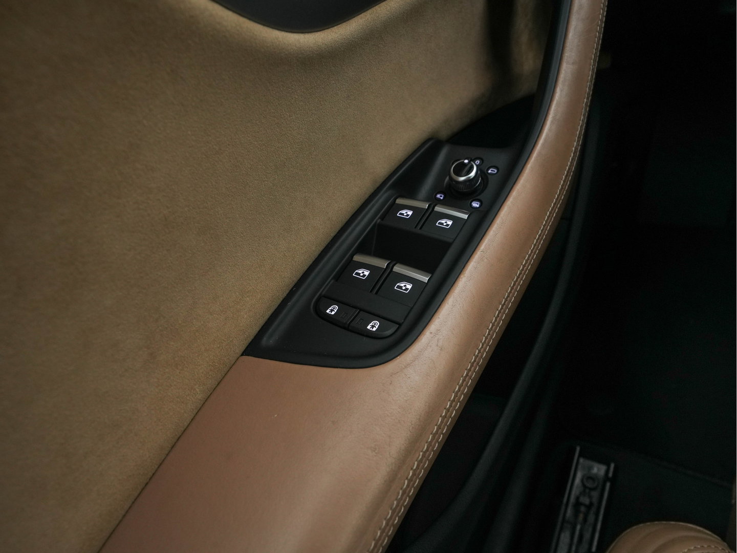 Audi Q7 55 TFSI E Quattro Pro Line Plus [Plug-in] (INCL-BTW) *LEATHER | HD-MATRIX-LED | BANG/OLUFSEN-SURROUND  | DIGI-COCKPIT | COMFORT-SEATS | KEYLESS | CAMERA | NAVI-FULLMAP | DAB+ | AMBIENT-LIGHT | ECC | PDC | CRUISE | TOWBAR | 20'