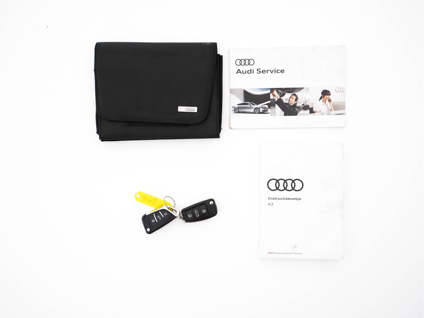 Audi A3 Sportback 1.5 TFSI CoD S-Line Edition Aut. *FULL-LED | LEATHER-FABRIC | NAVI-FULLMAP | SPORTSEATS | AUDI-SOUND | ECC | PDC | PRIVACYGLASS | CRUISE | 18''ALU*