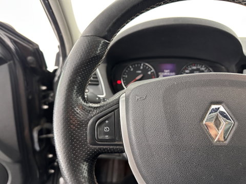 Renault Laguna 2.0 dCi S/S (INCL-BTW) *PANO | LEATHER-MICROFIBRE | BI-XENON | KEYLESS | NAVI-FULLMAP | COMFORT-SEATS | ECC | PDC | CRUISE | TOWBAR | 18''ALU*