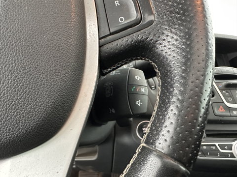 Renault Laguna 2.0 dCi S/S (INCL-BTW) *PANO | LEATHER-MICROFIBRE | BI-XENON | KEYLESS | NAVI-FULLMAP | COMFORT-SEATS | ECC | PDC | CRUISE | TOWBAR | 18''ALU*