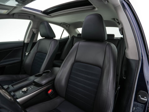 Lexus IS 300h Hybrid Business Line Aut. *PANO | LEATHER-MICROFIBRE | FULL-LED | NAVI-FULLMAP | HEATED-COMFORTSEATS | CAMERA | ECC | SHIFT-PADDLES | PDC | CRUISE | 17''ALU*