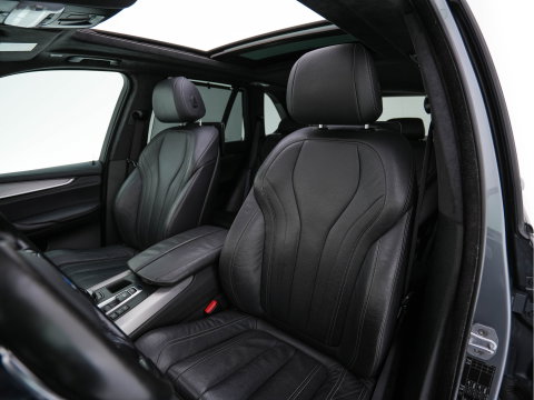 BMW X5 M50d M-Aerodinamica Aut. *PANO | HEAD-UP | LEATHER | ADAPTIVE-CRUISE | SOFT-CLOSE | BANG&OLUFSEN | TOP-VIEW | BLINDSPOT | NIGHT-VISION | MEMORY-PACK | DIGI-COCKPIT | HEATED-COMFORTSEATS | NAVI-FULLMAP |