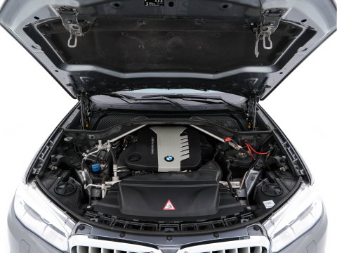 BMW X5 M50d M-Aerodinamica Aut. *PANO | HEAD-UP | LEATHER | ADAPTIVE-CRUISE | SOFT-CLOSE | BANG&OLUFSEN | TOP-VIEW | BLINDSPOT | NIGHT-VISION | MEMORY-PACK | DIGI-COCKPIT | HEATED-COMFORTSEATS | NAVI-FULLMAP |