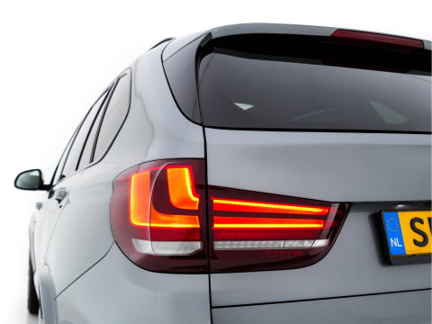 BMW X5 M50d M-Aerodinamica Aut. *PANO | HEAD-UP | LEATHER | ADAPTIVE-CRUISE | SOFT-CLOSE | BANG&OLUFSEN | TOP-VIEW | BLINDSPOT | NIGHT-VISION | MEMORY-PACK | DIGI-COCKPIT | HEATED-COMFORTSEATS | NAVI-FULLMAP |