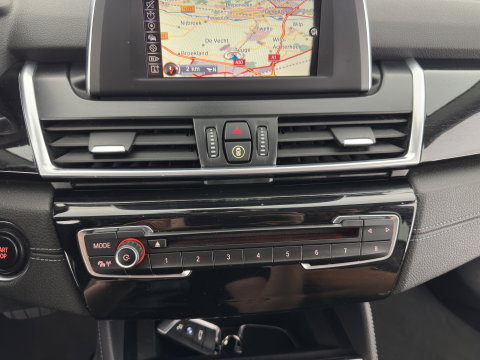 BMW 2 Serie Active Tourer 225xe Sport-Line Centennial High Executive Aut. *FULL-LED | NAVI-FULLMAP | HEATED-SPORTSEATS | ECC | PRIVACY-GLASS | PDC | CRUISE | 18''ALU*